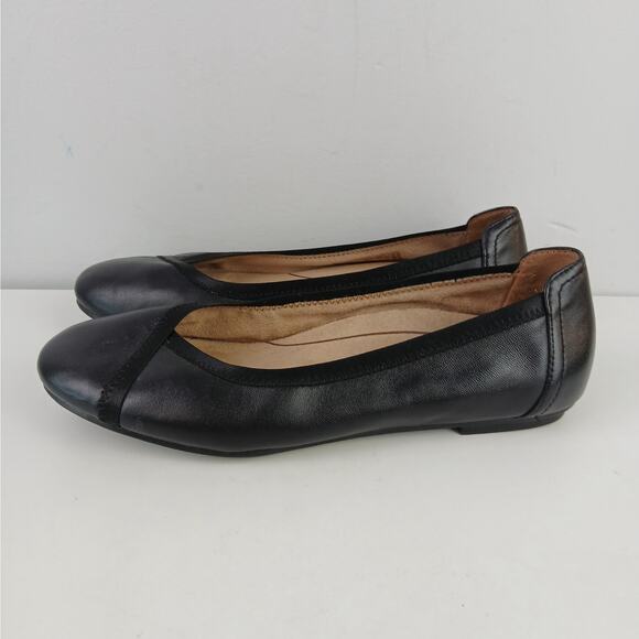 Vionic SZ 8.5 Caroll Ballet Flat in Black Leather - Picture 5 of 8